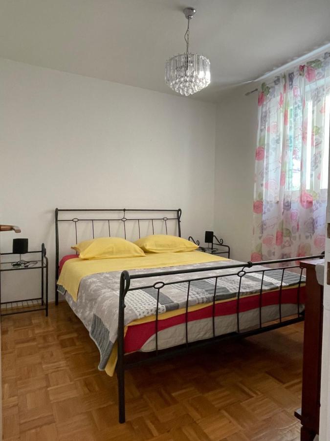 Apartments Antonija Punta Skala Next To Falkensteiner Resort Petrcane Ngoại thất bức ảnh