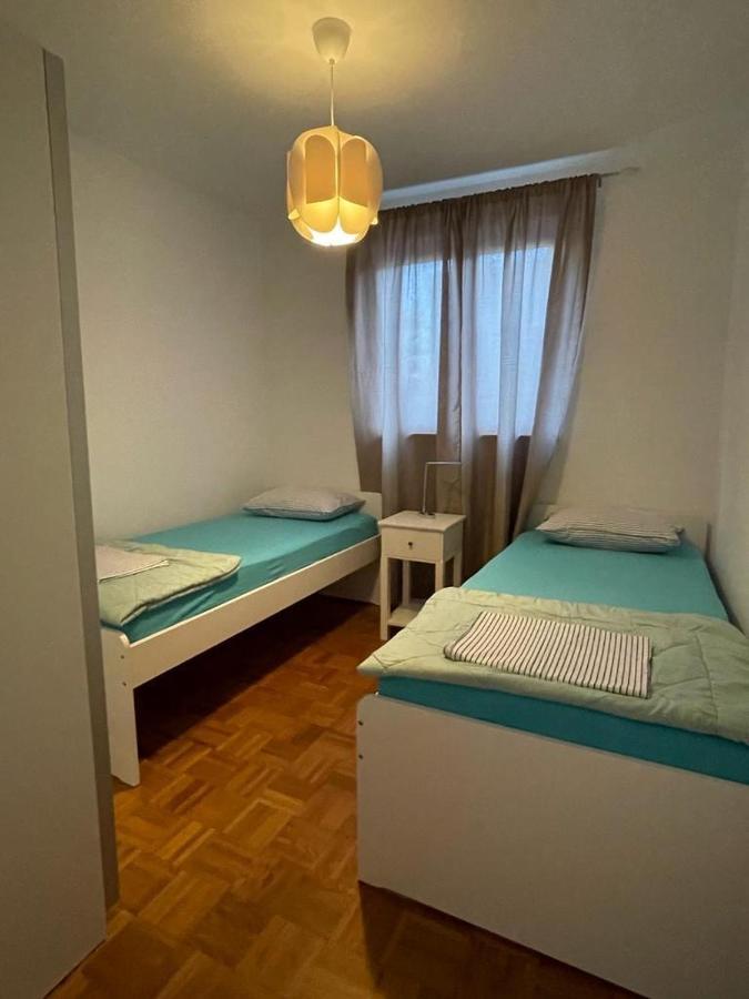 Apartments Antonija Punta Skala Next To Falkensteiner Resort Petrcane Ngoại thất bức ảnh